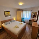 Marijana Apartman Kampor