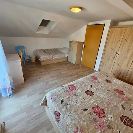 Marijana Apartman *